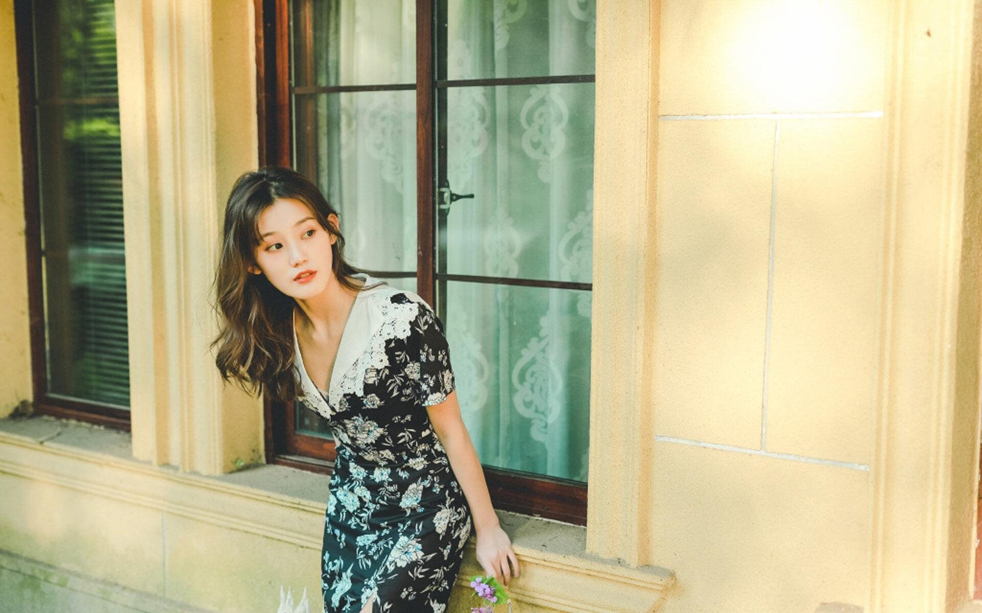 九游app下载中心-_海底潜艇冲浪：探索海底新玩法_，海底潜艇绘画